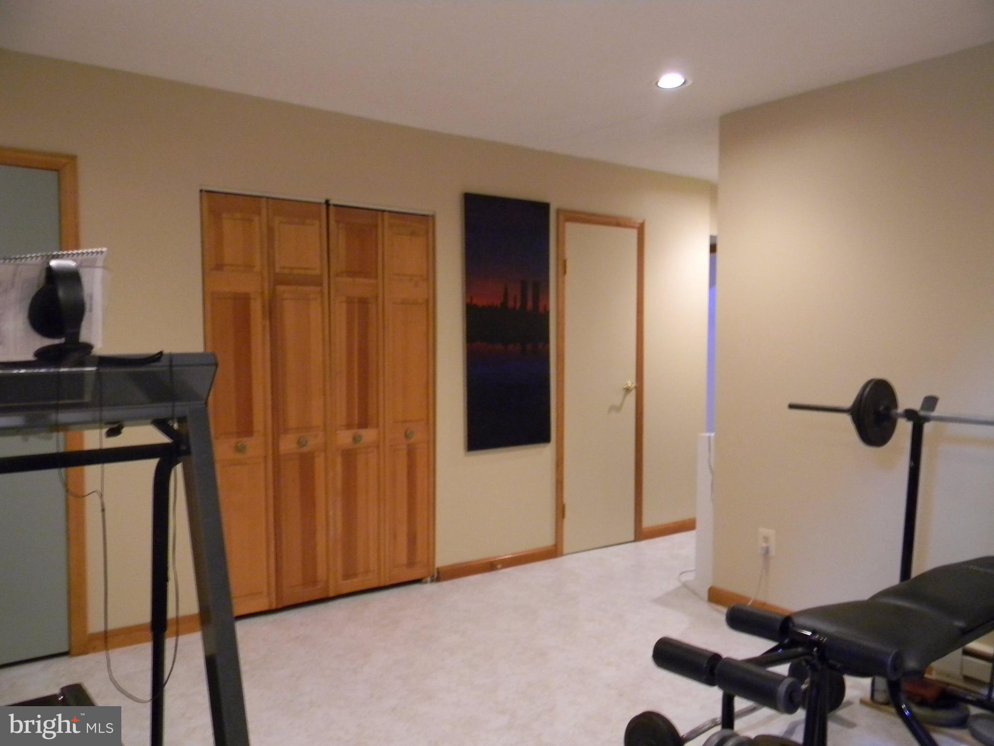 OLD FIELDS - Residential