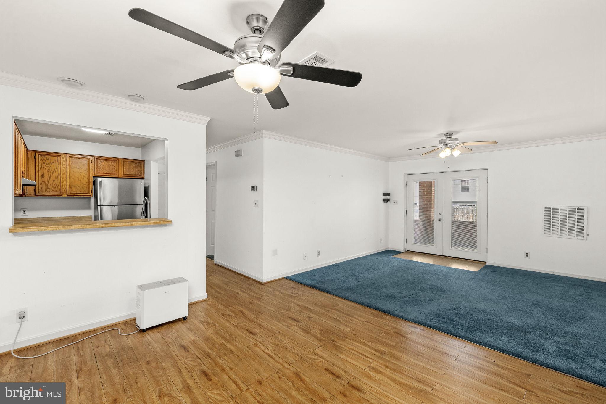 SUNNINGDALE MEADOWS - Residential