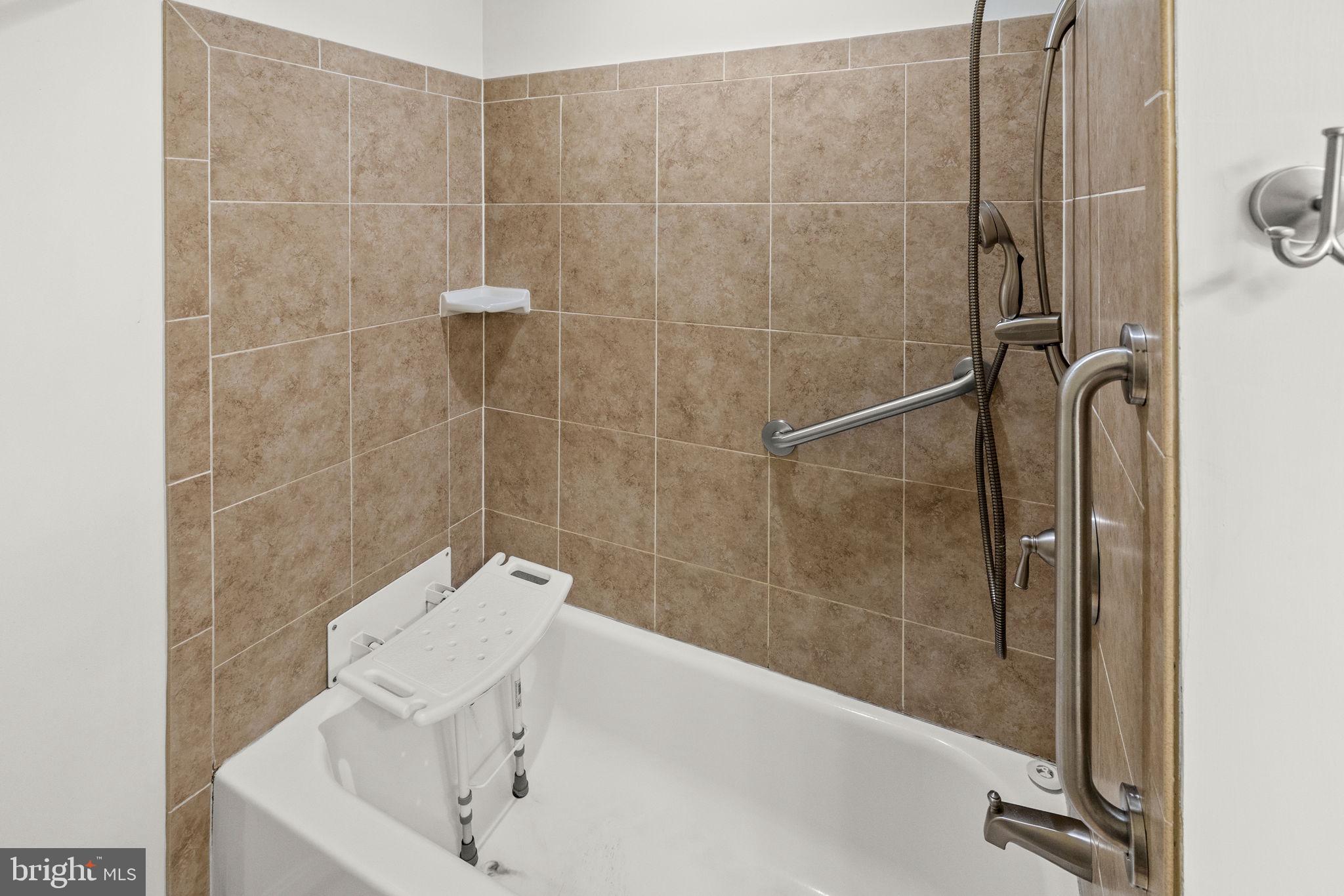 SUNNINGDALE MEADOWS - Residential