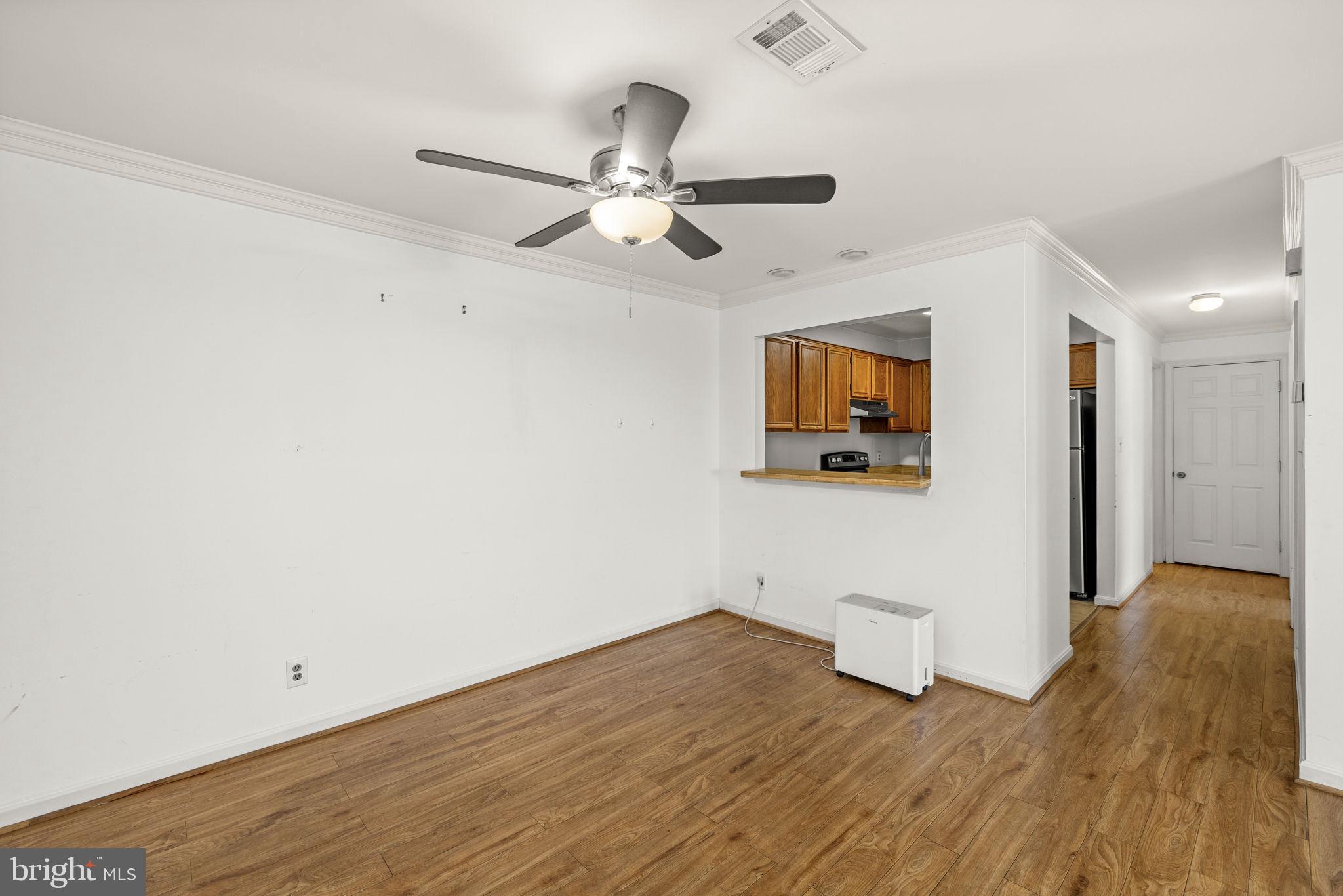 SUNNINGDALE MEADOWS - Residential