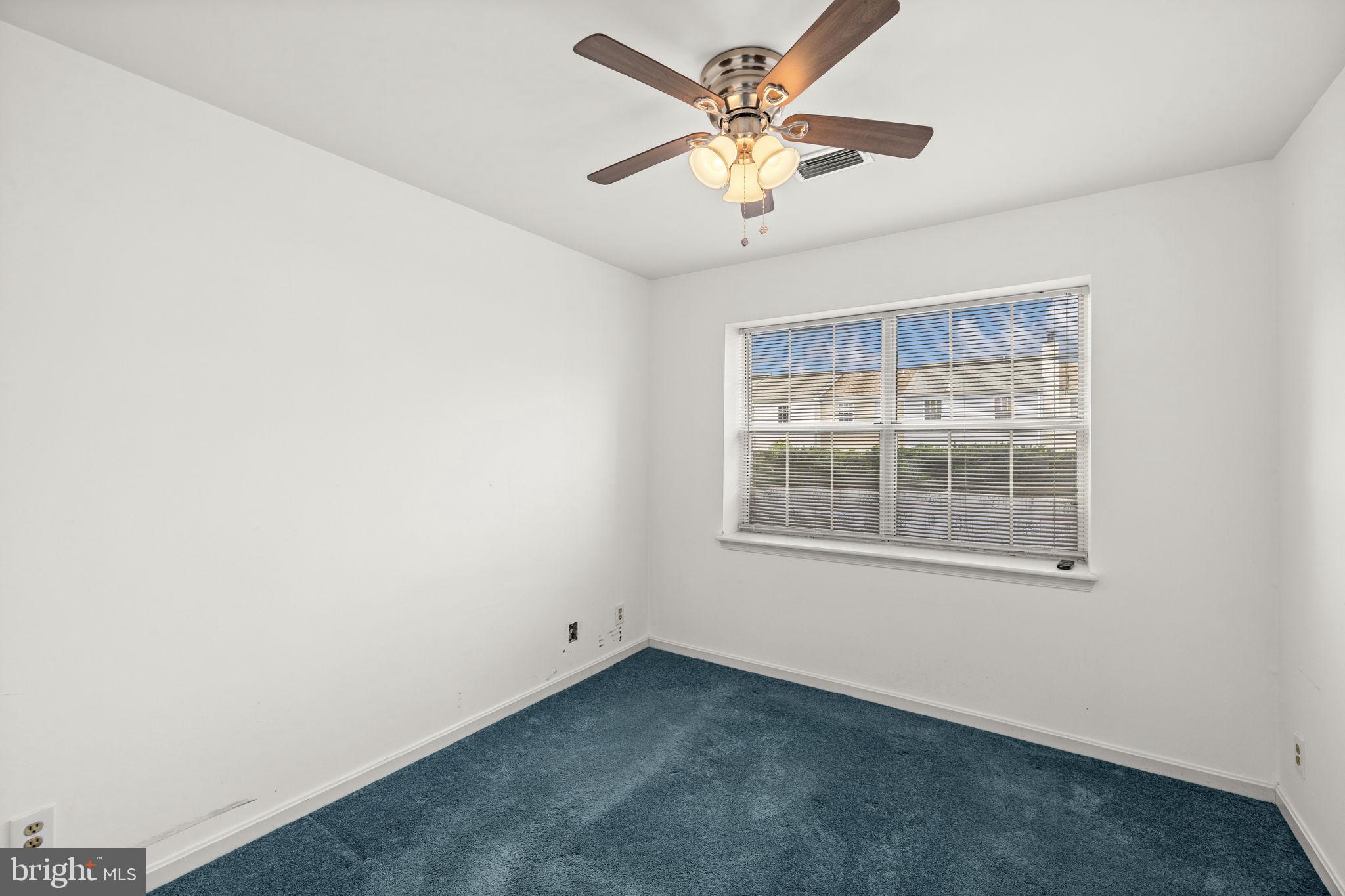 SUNNINGDALE MEADOWS - Residential