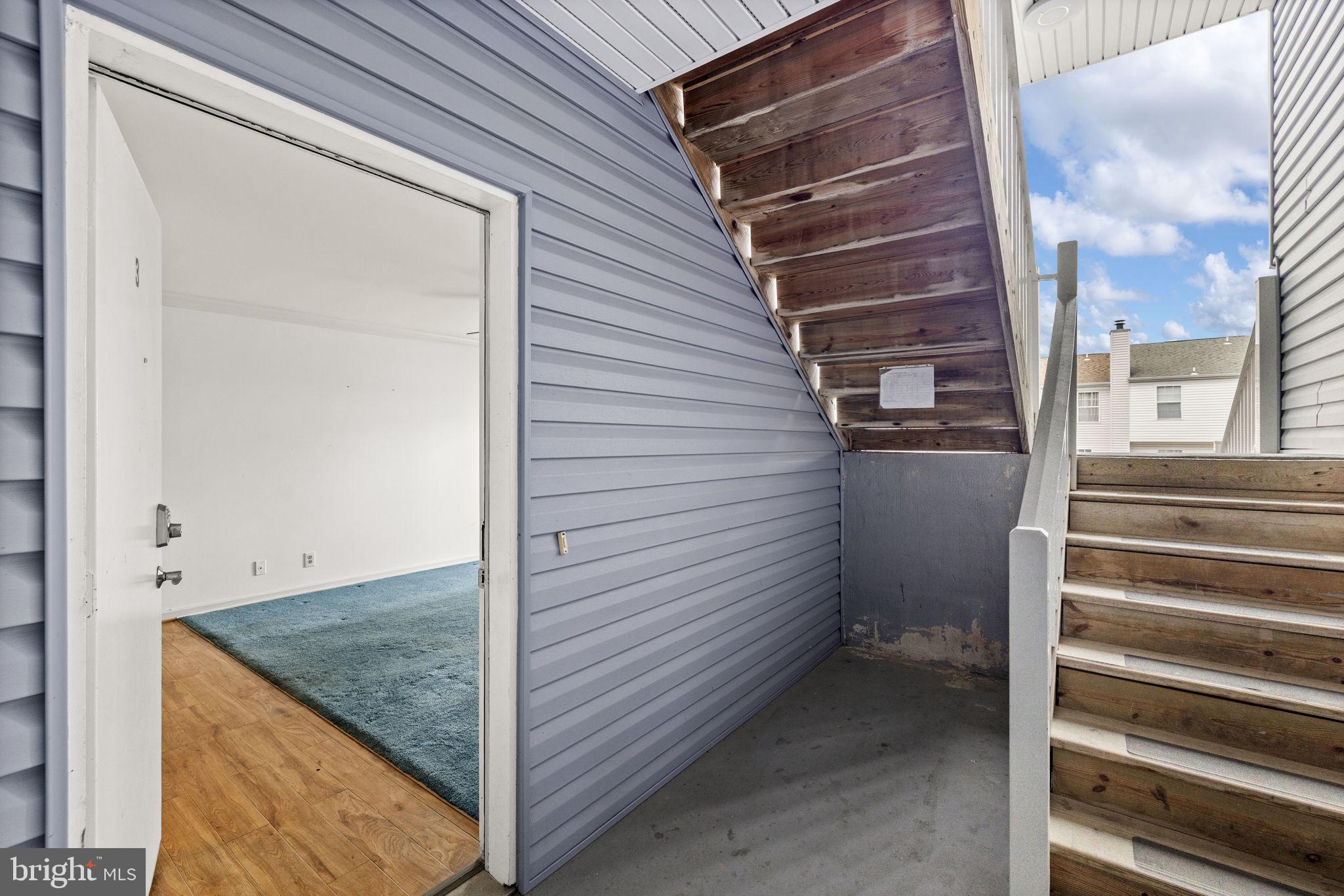 SUNNINGDALE MEADOWS - Residential