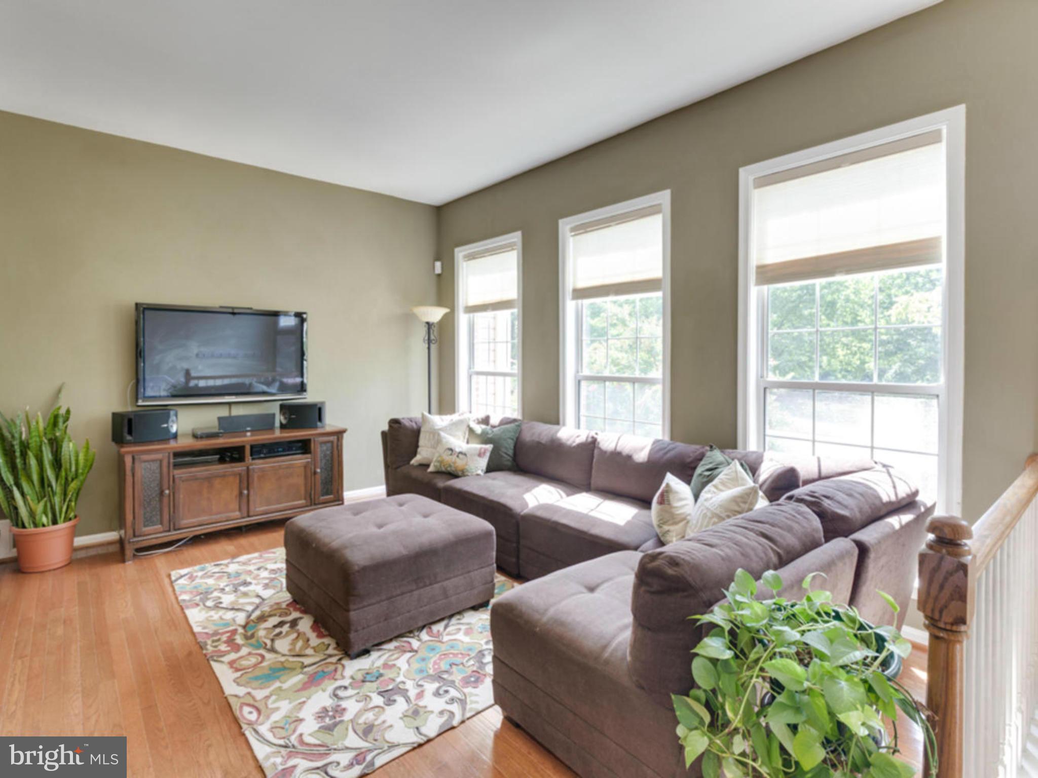 ISLAND CREEK - Residential