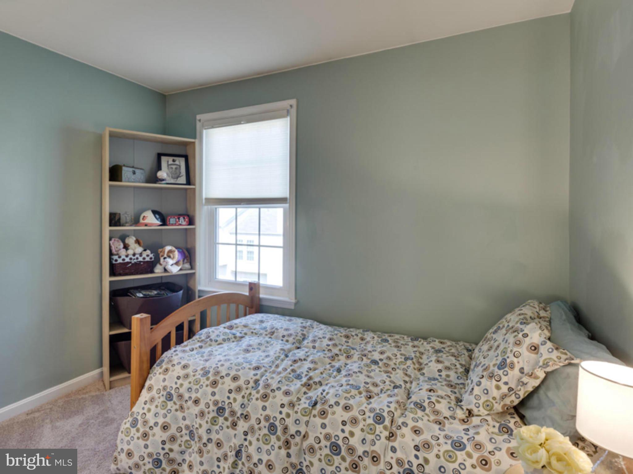 ISLAND CREEK - Residential