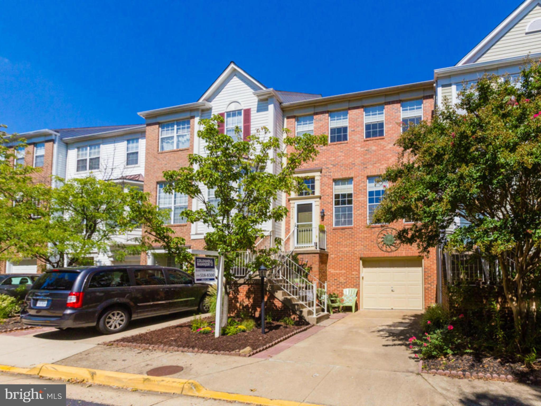 ISLAND CREEK - Residential