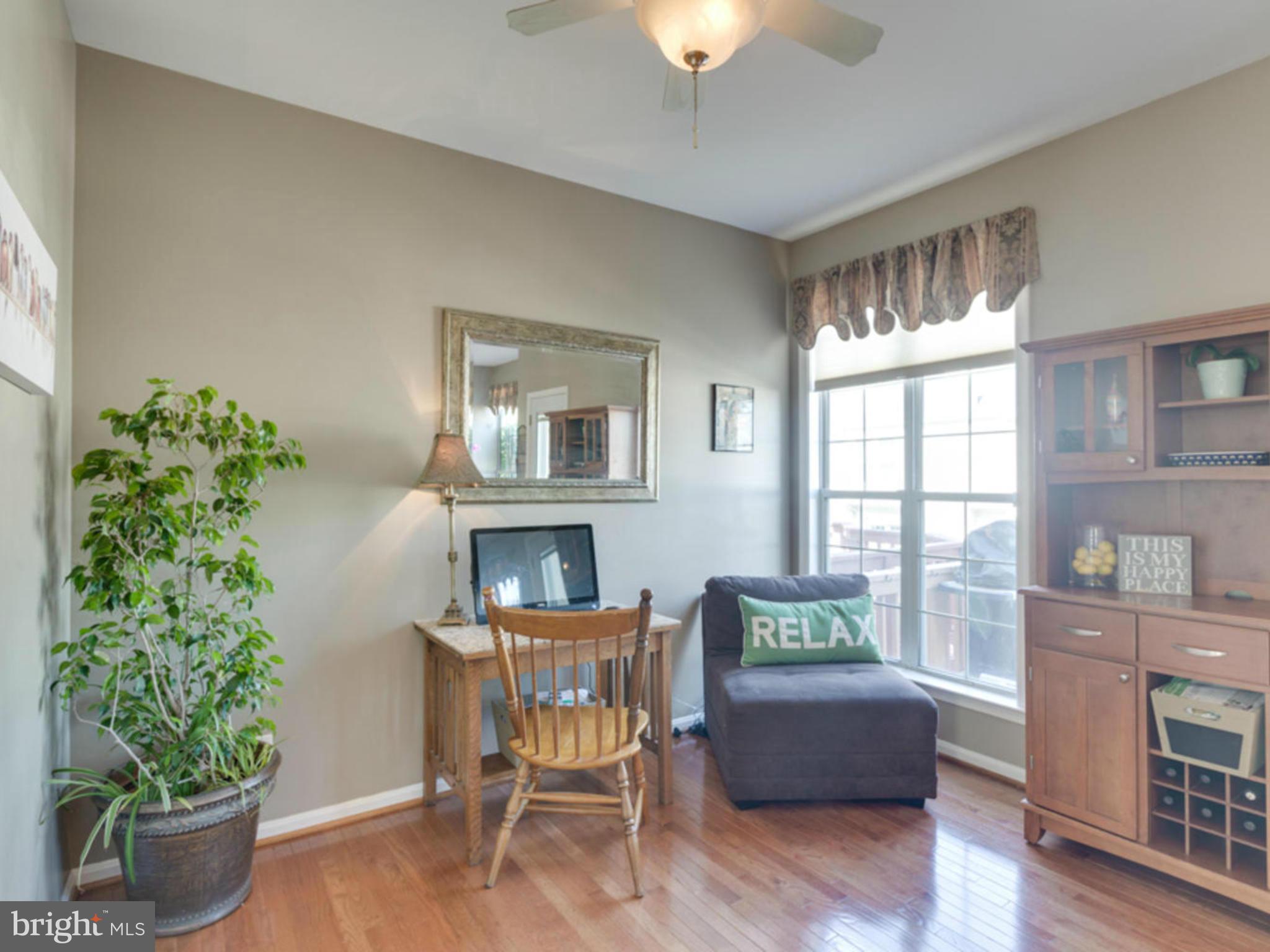 ISLAND CREEK - Residential