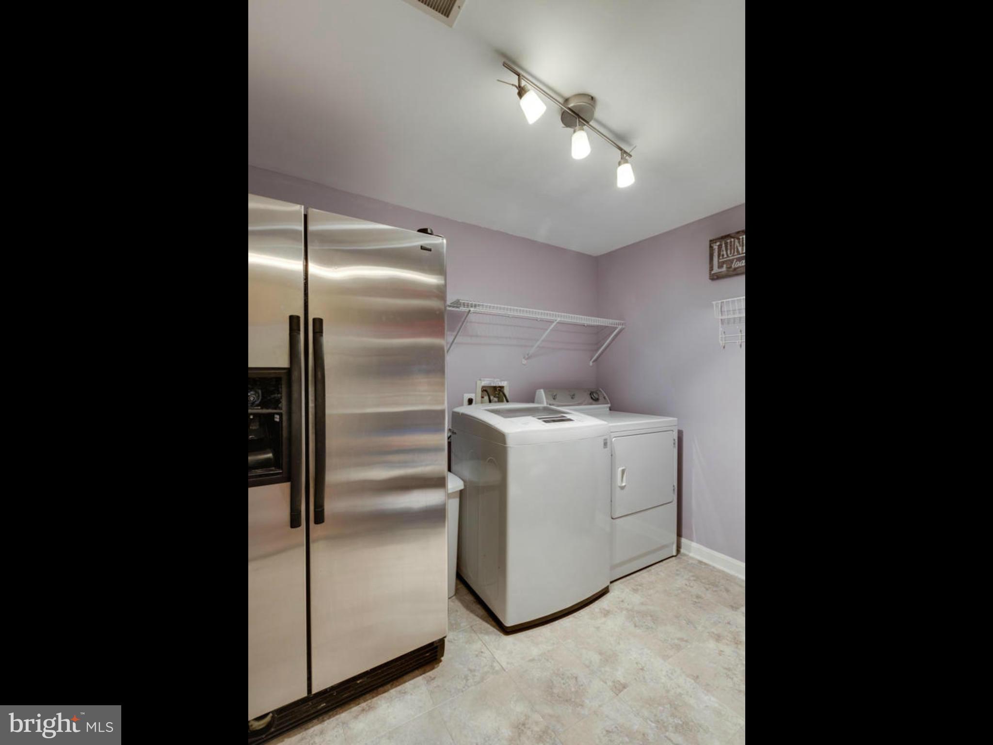 ISLAND CREEK - Residential