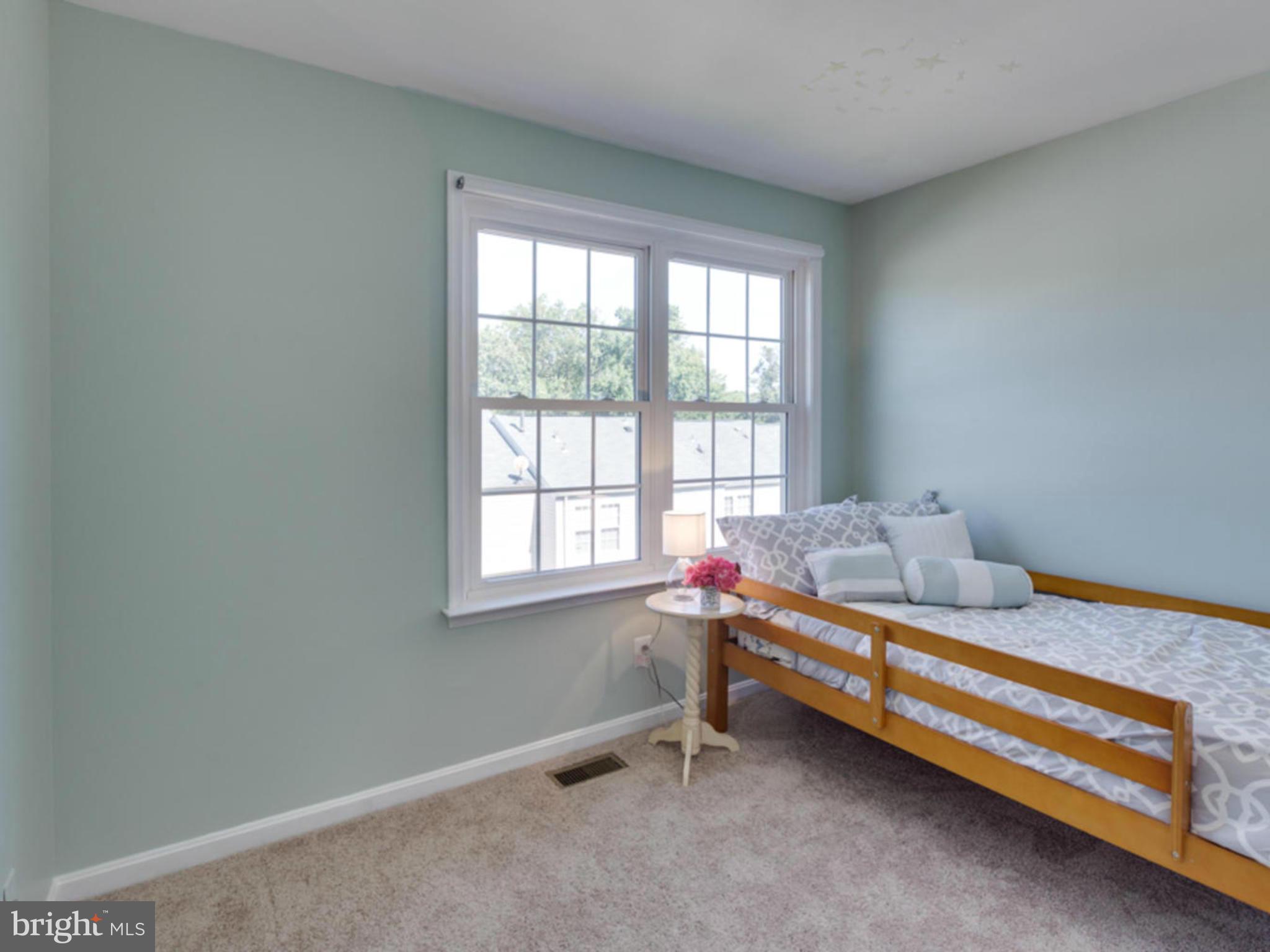 ISLAND CREEK - Residential