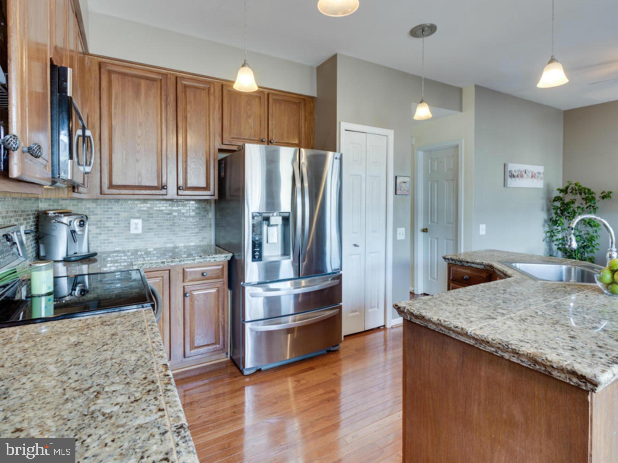 ISLAND CREEK - Residential