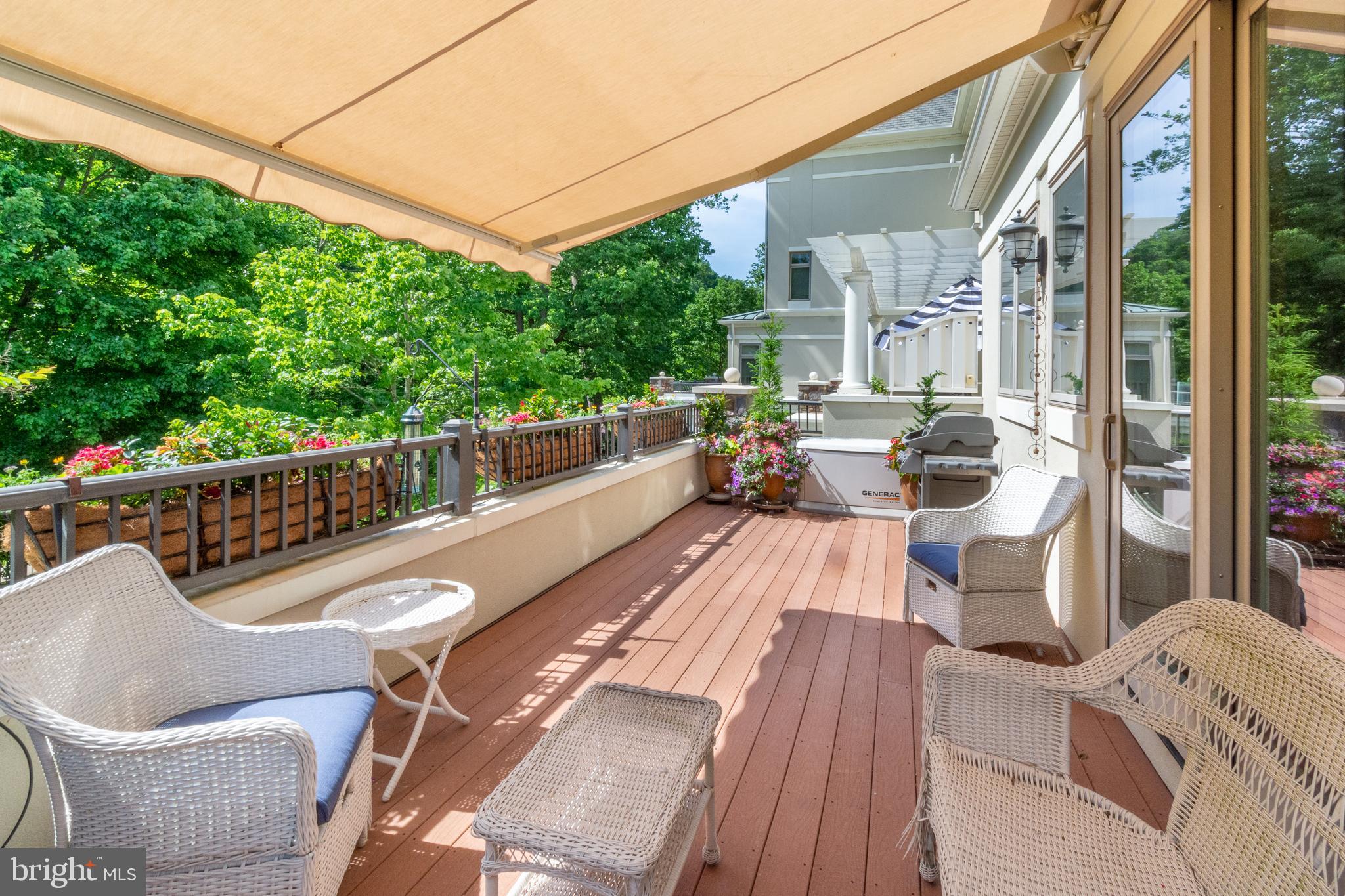 WATERVIEW PLACE - Residential