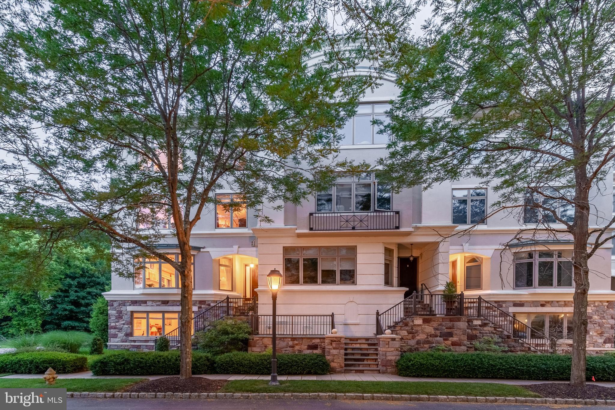 WATERVIEW PLACE - Residential