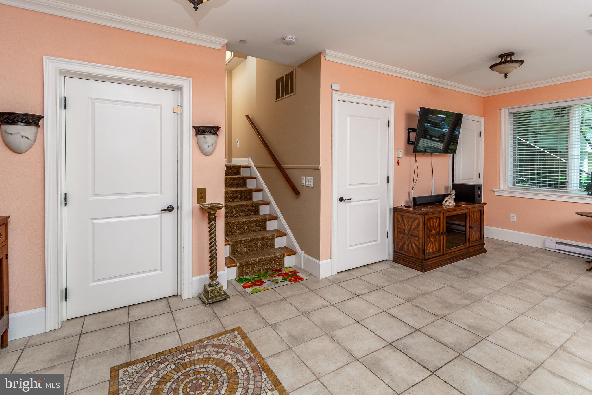 WATERVIEW PLACE - Residential