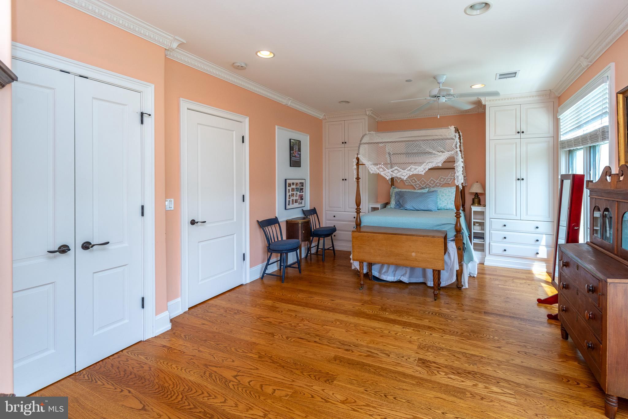 WATERVIEW PLACE - Residential