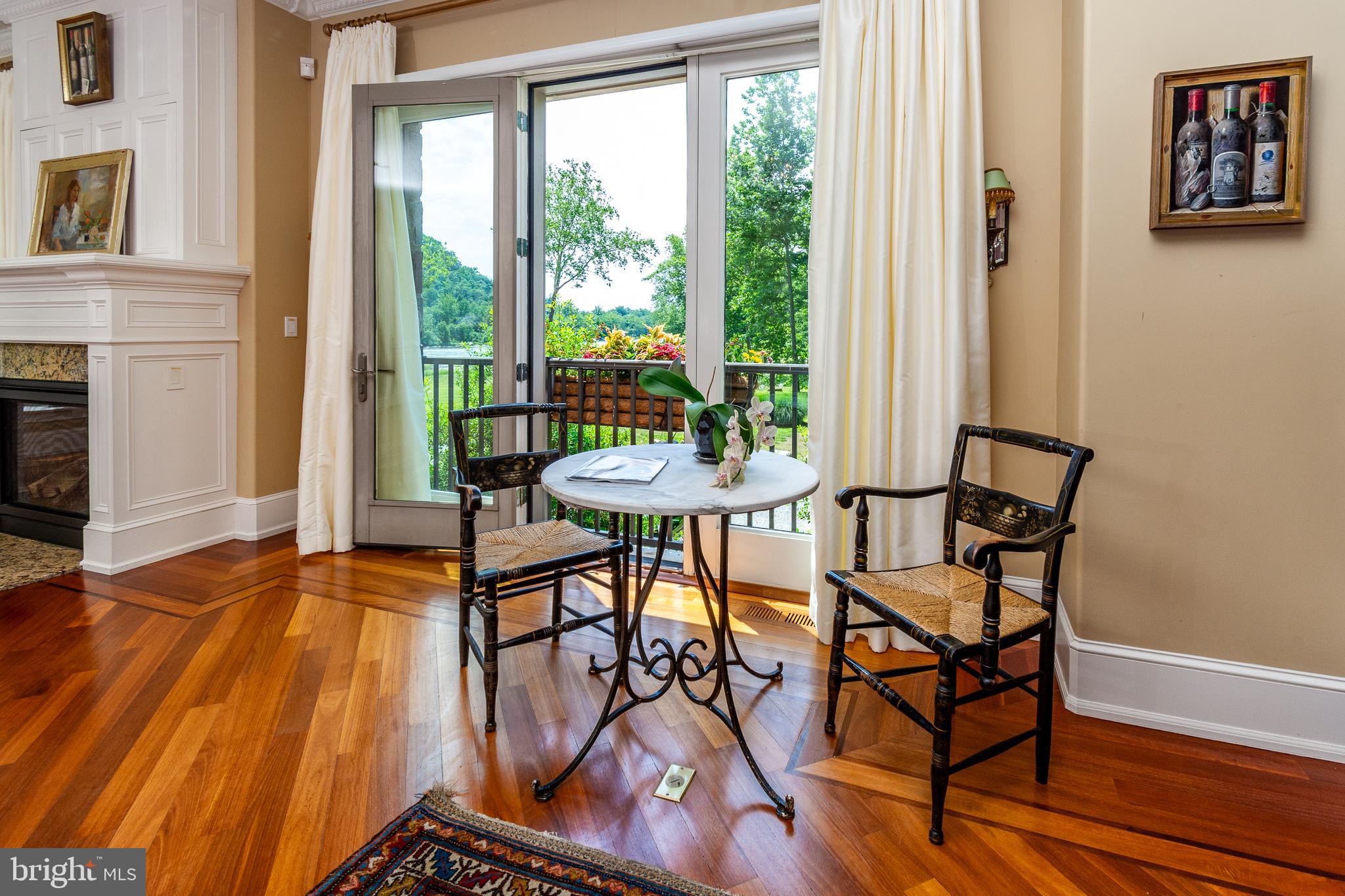 WATERVIEW PLACE - Residential