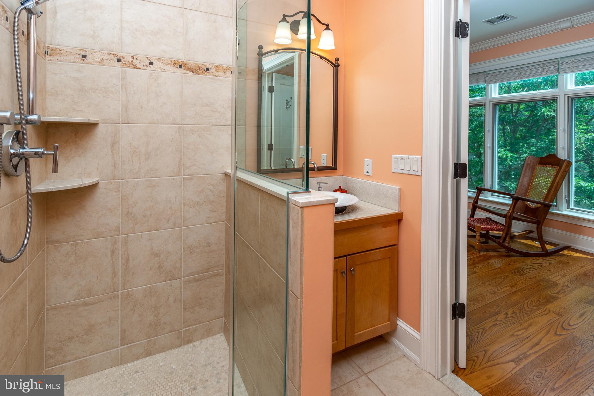 WATERVIEW PLACE - Residential