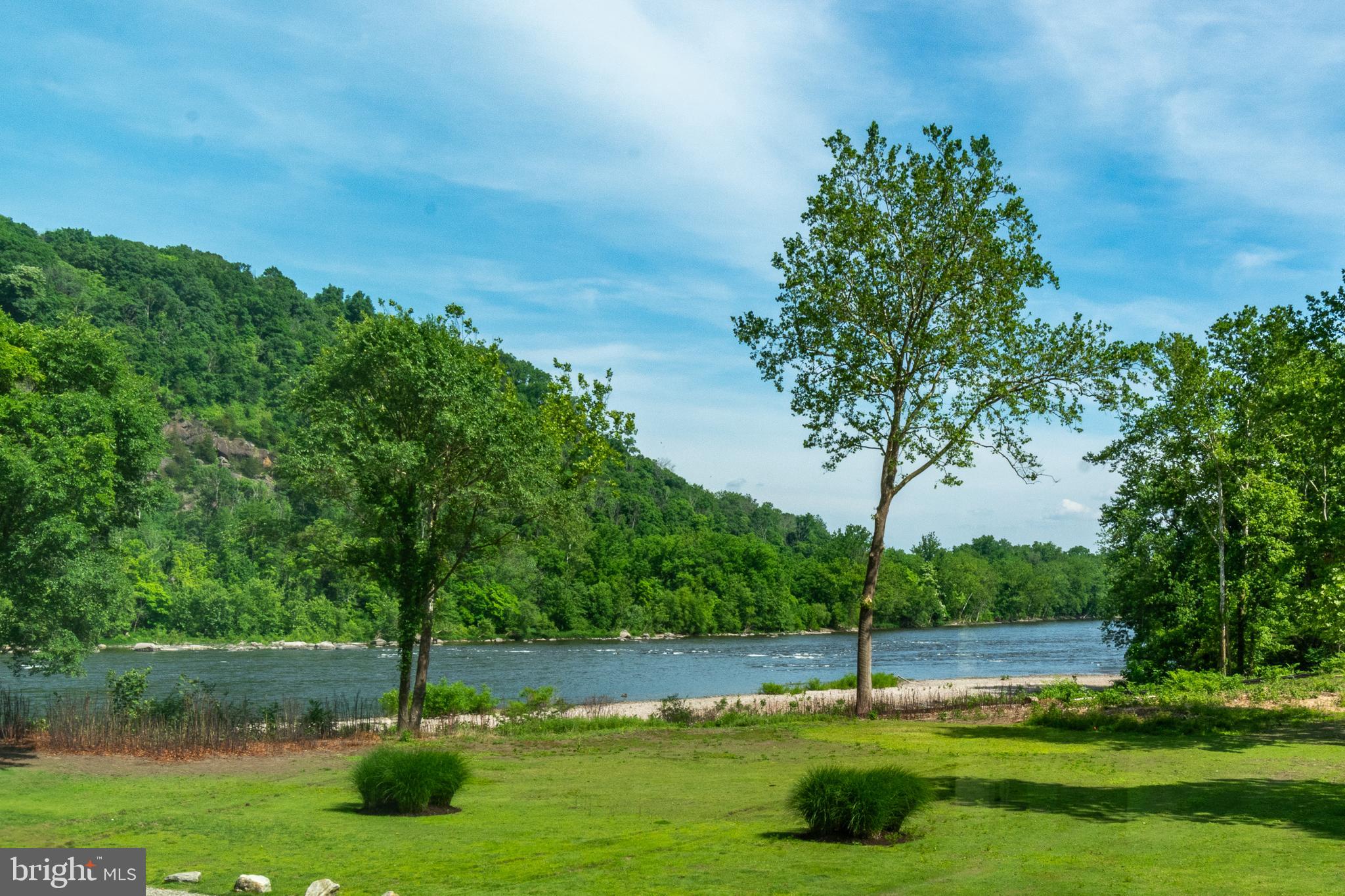 WATERVIEW PLACE - Residential