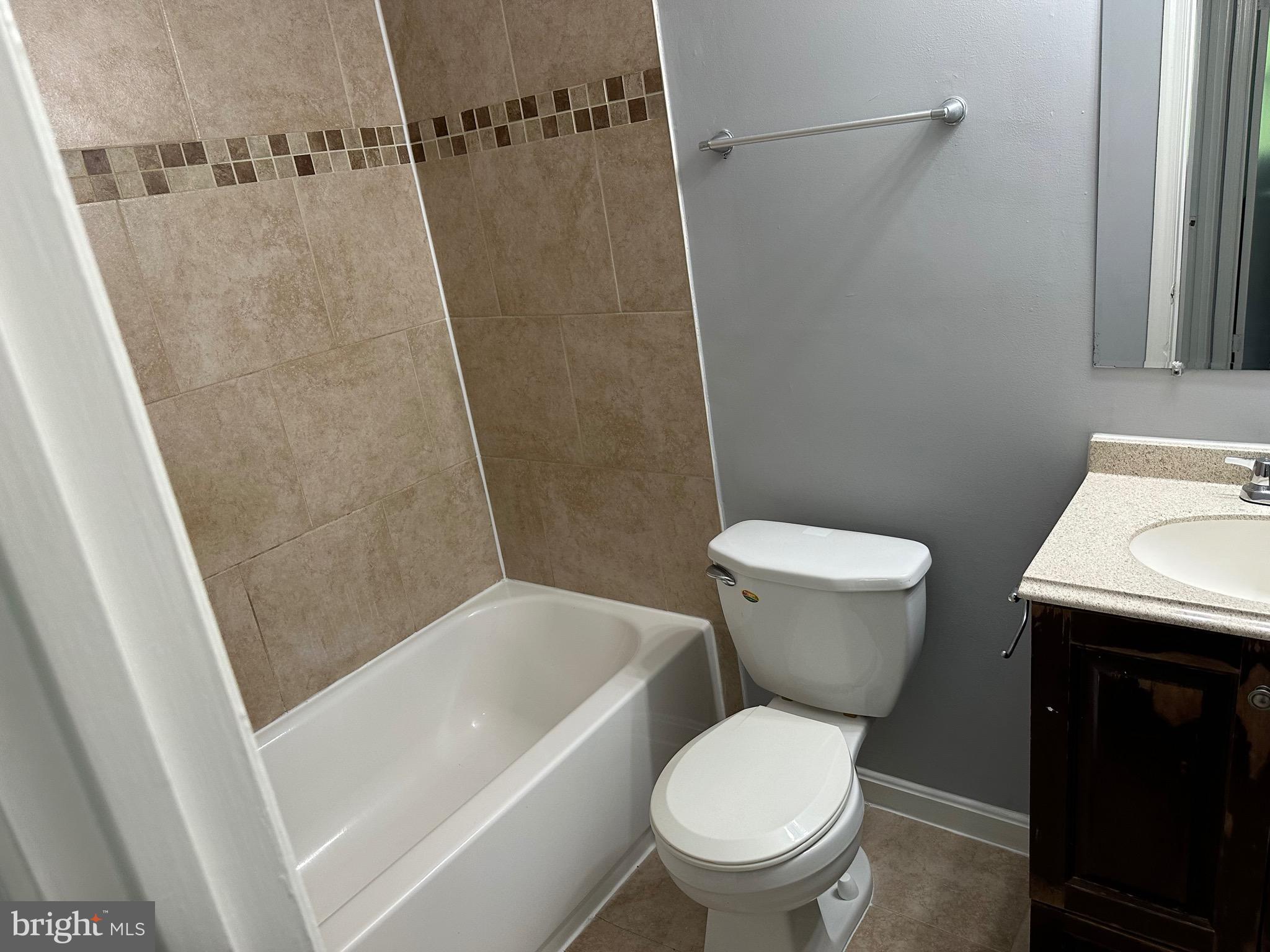 LAKE RIDGE - Residential Lease