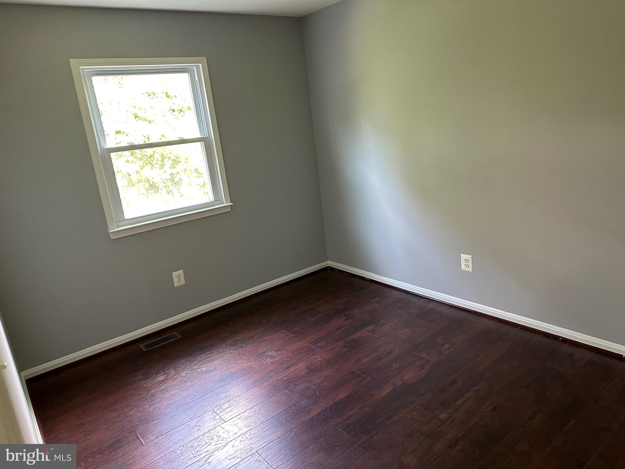 LAKE RIDGE - Residential Lease