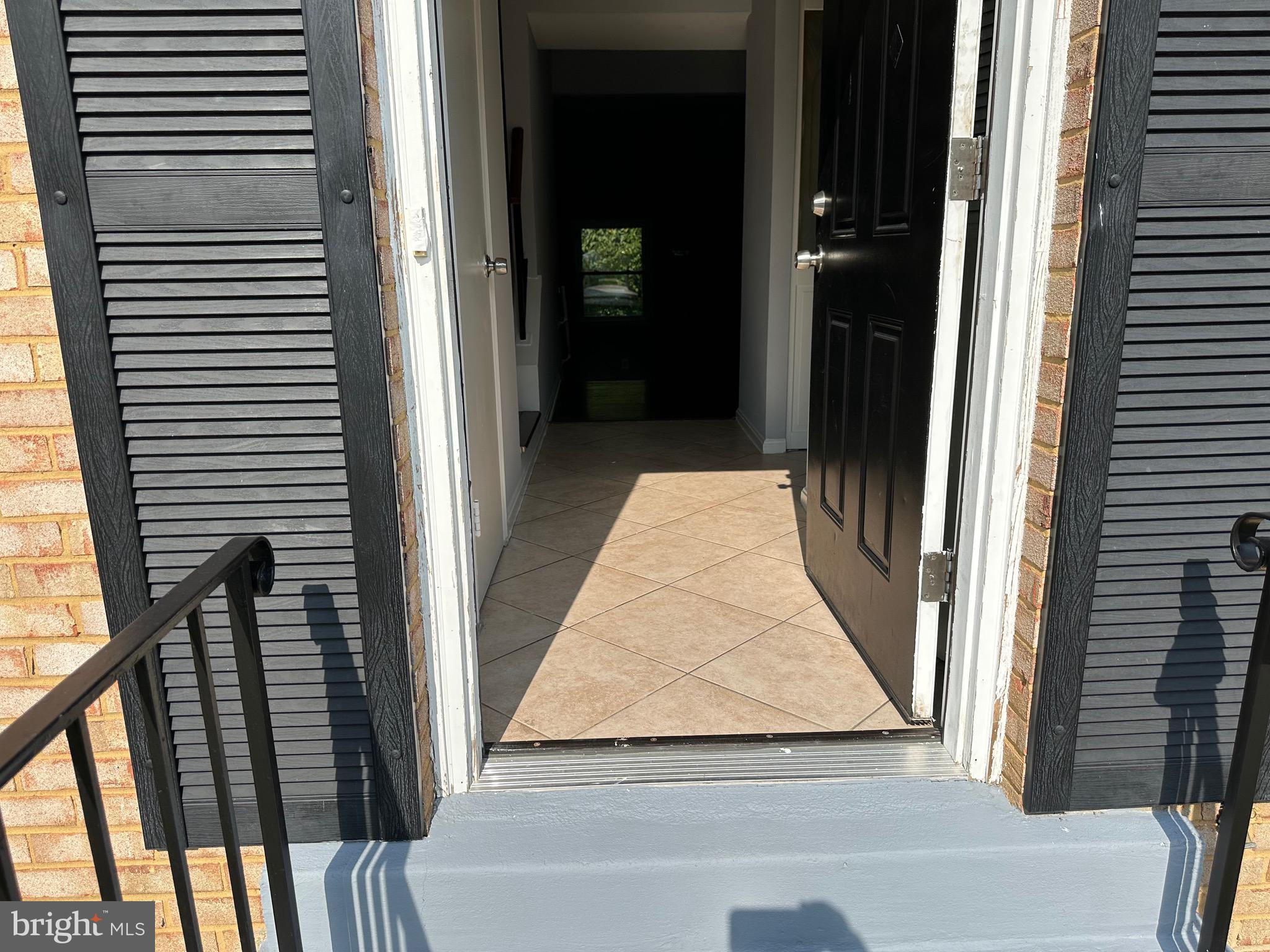 LAKE RIDGE - Residential Lease