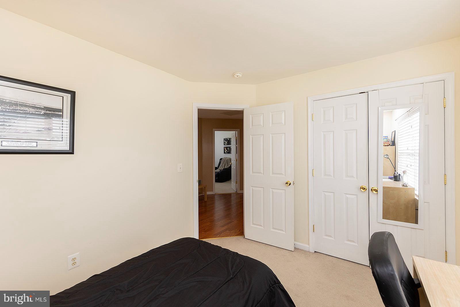 WAKELAND MANOR - Residential