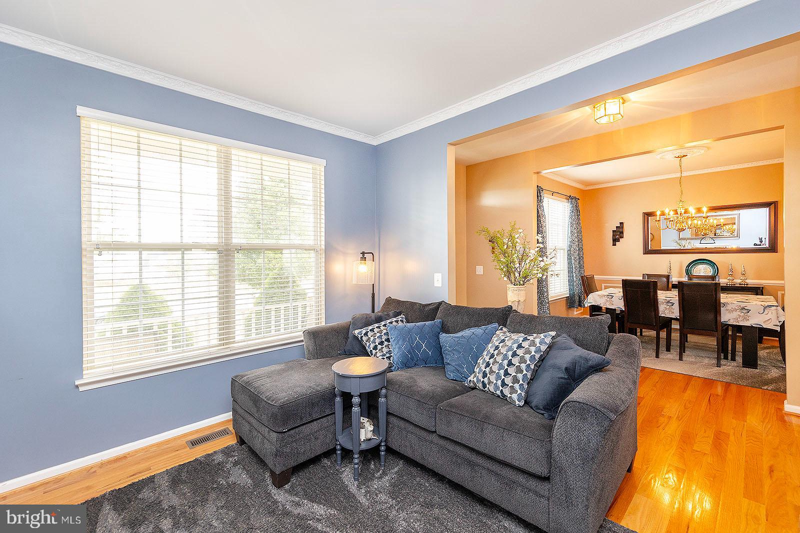 WAKELAND MANOR - Residential