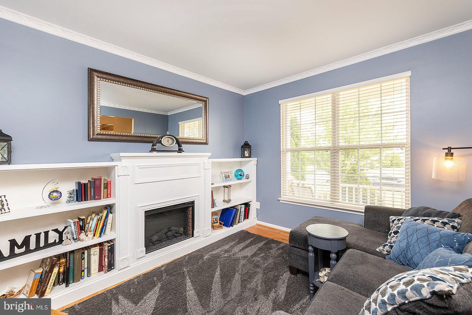 WAKELAND MANOR - Residential