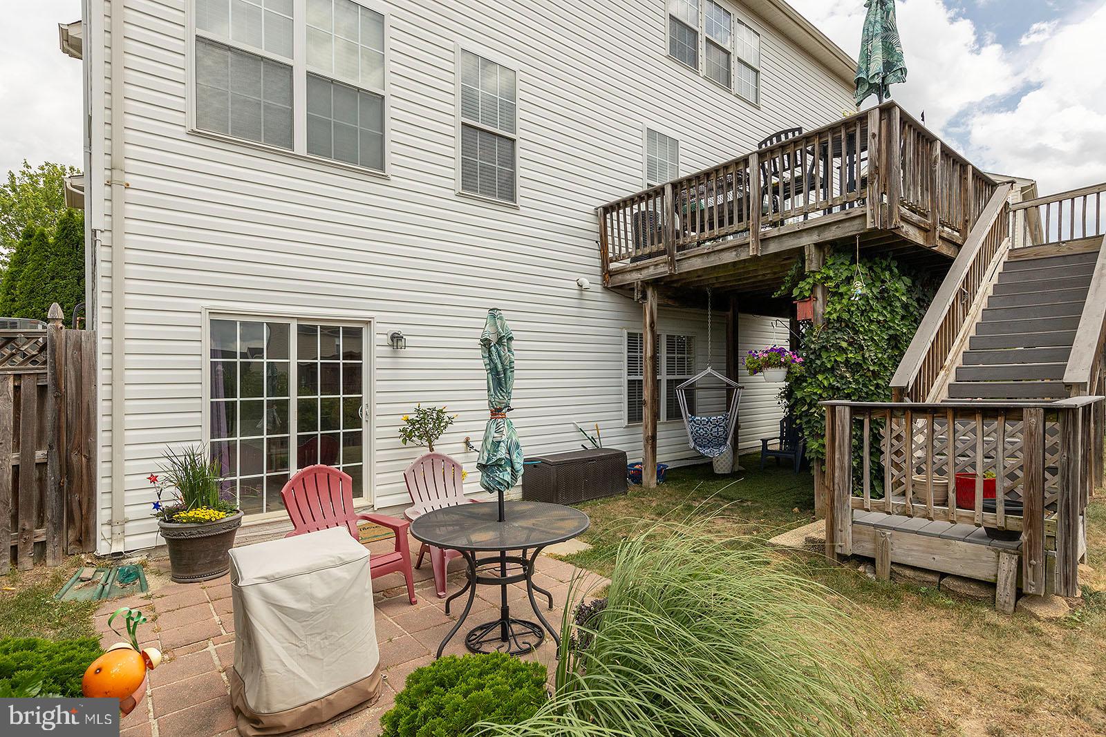 WAKELAND MANOR - Residential