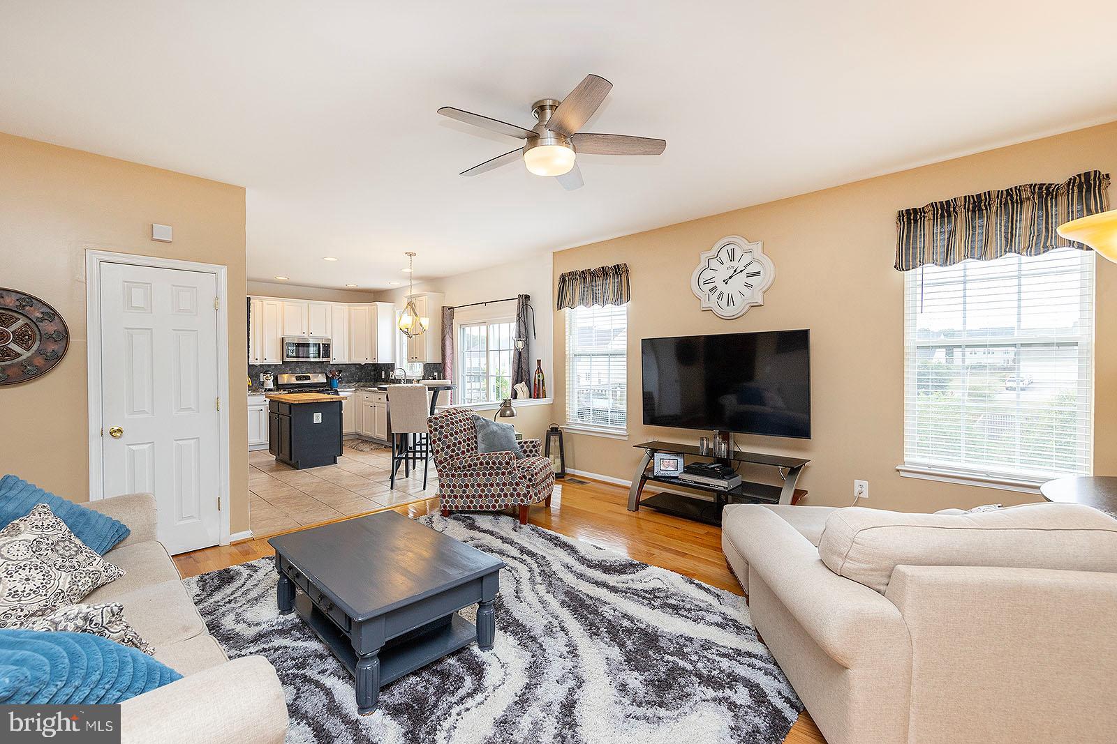 WAKELAND MANOR - Residential