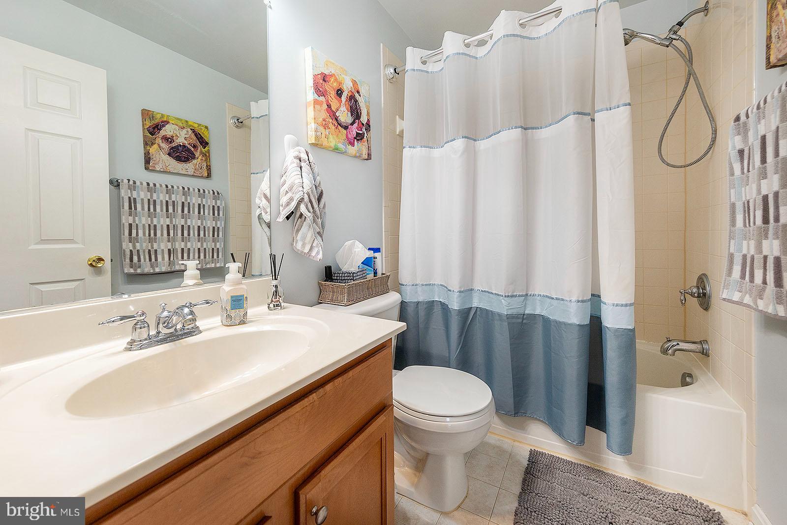 WAKELAND MANOR - Residential