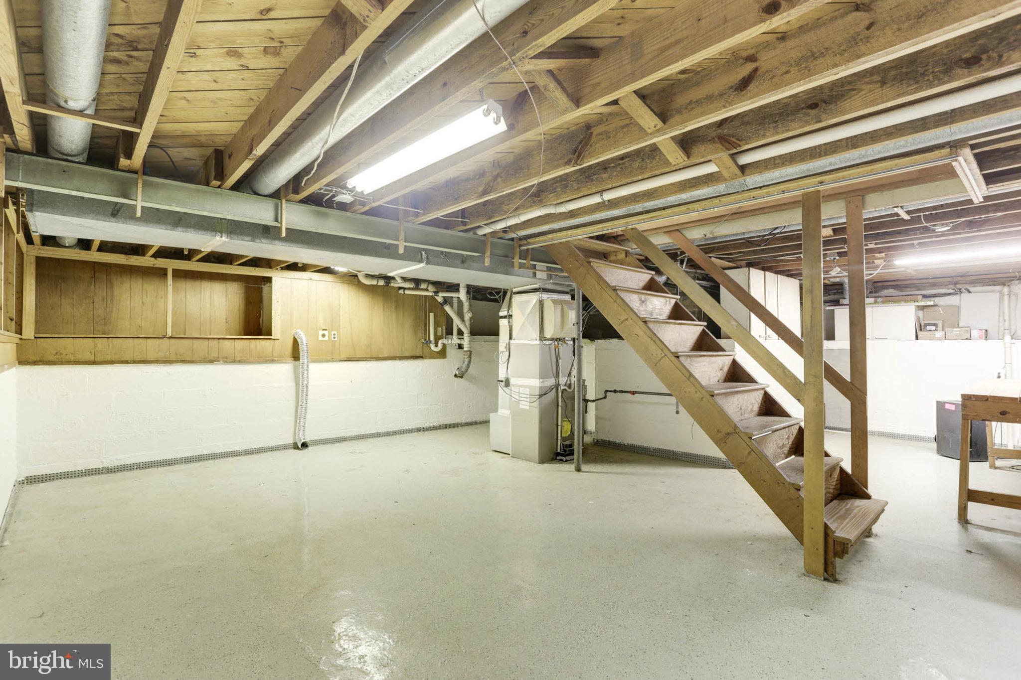 TWINBROOK - Residential Lease