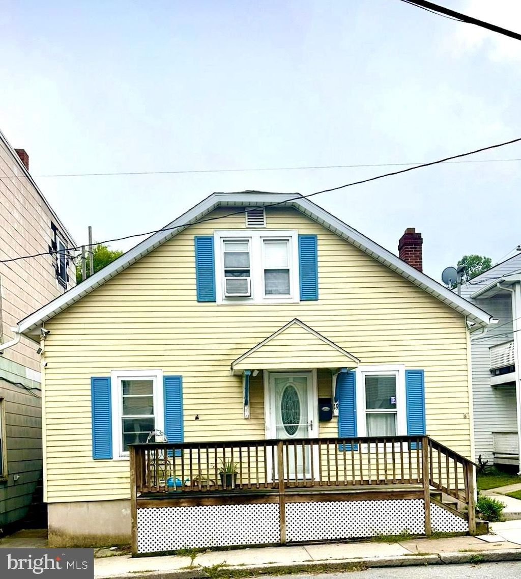 Photo of 19 Fulton Street, HANOVER, PA 17331 (MLS # PAYK2092268)