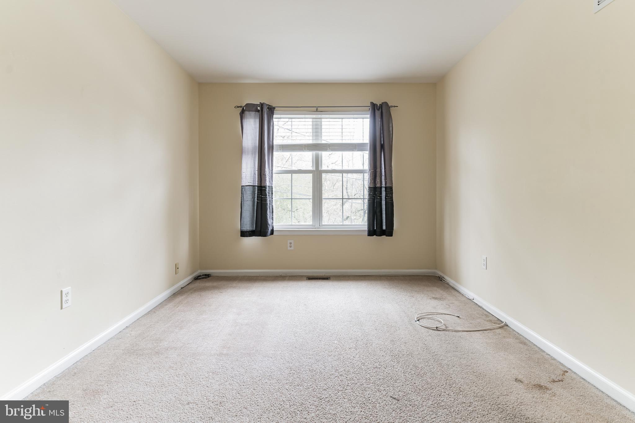 FOX CHASE - Residential