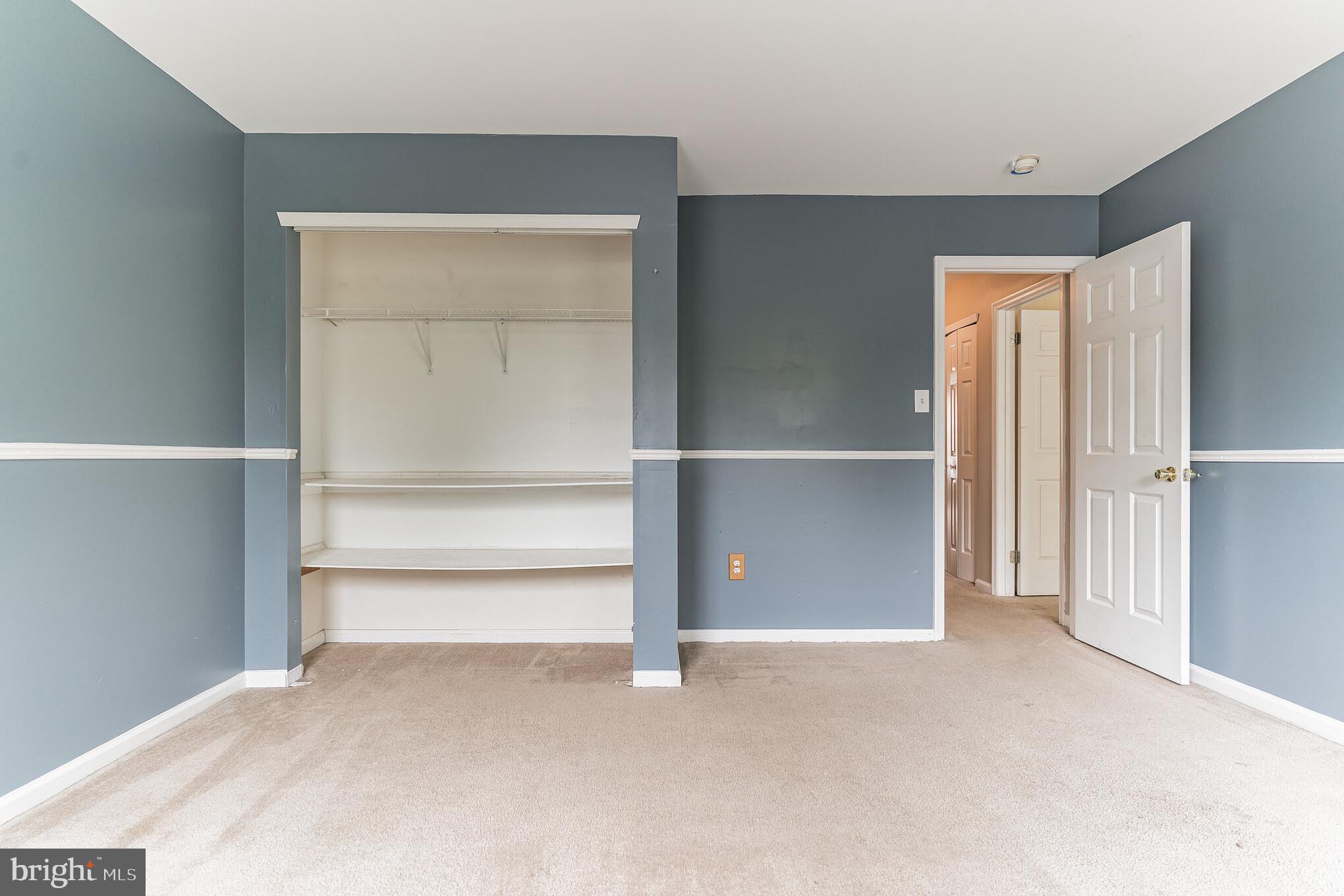 FOX CHASE - Residential