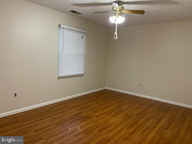 GREENBRIAR VILLAGE - Residential Lease