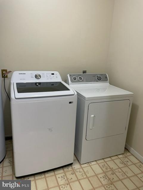 GREENBRIAR VILLAGE - Residential Lease