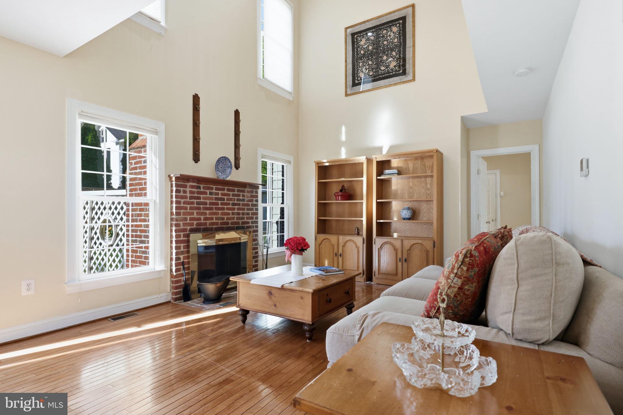 HISTORIC LEESBURG - Residential