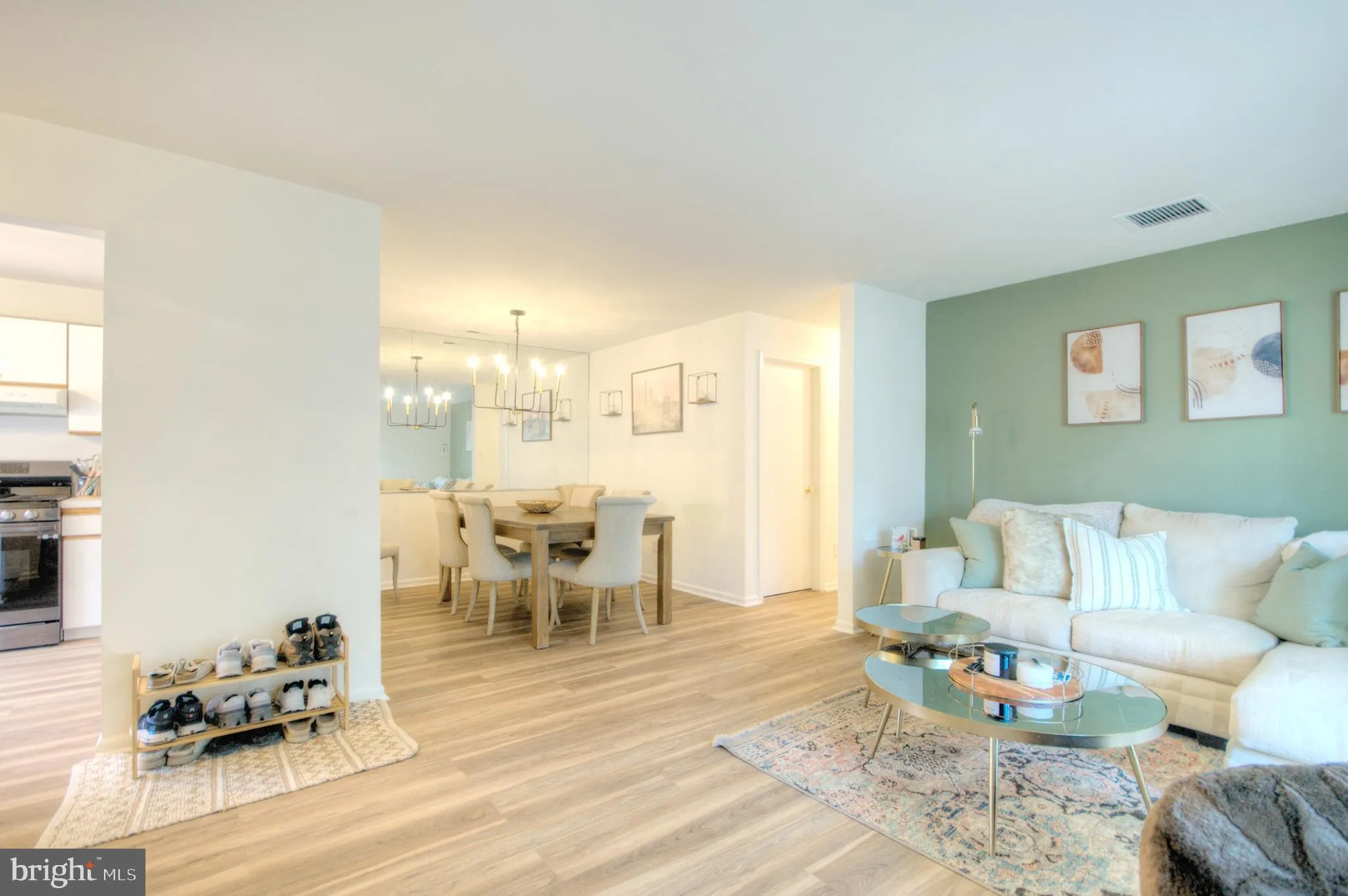 Sewell, New Jersey 08080, United States, 2 Bedrooms Bedrooms, ,2 BathroomsBathrooms,Residential,Active,154506