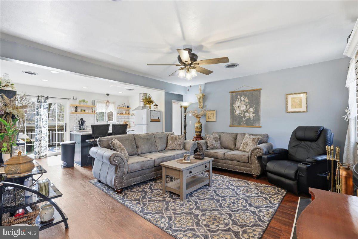 POCONO COUNTRY PLACE - Residential