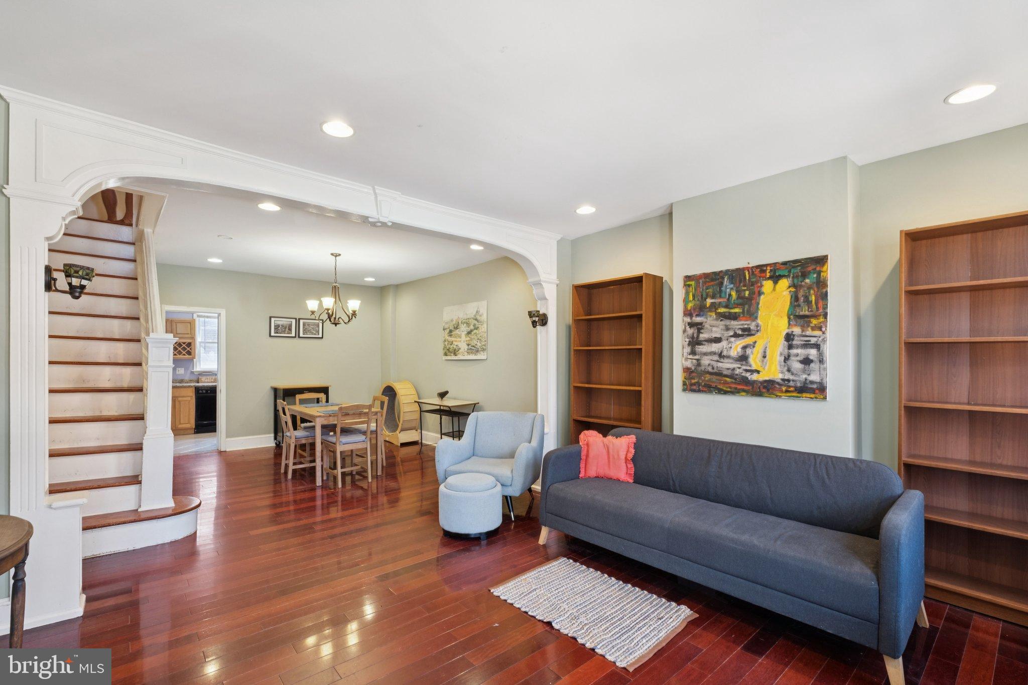 PORT RICHMOND - Residential