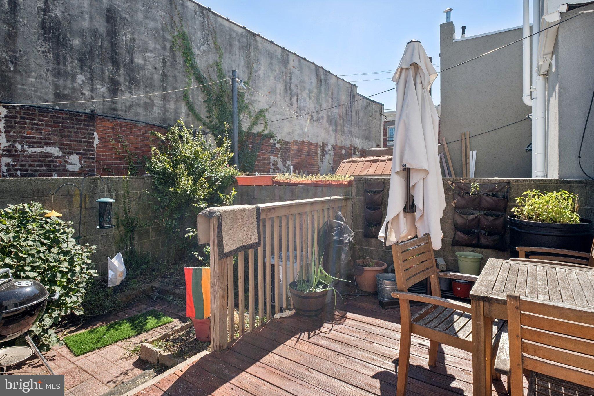 PORT RICHMOND - Residential