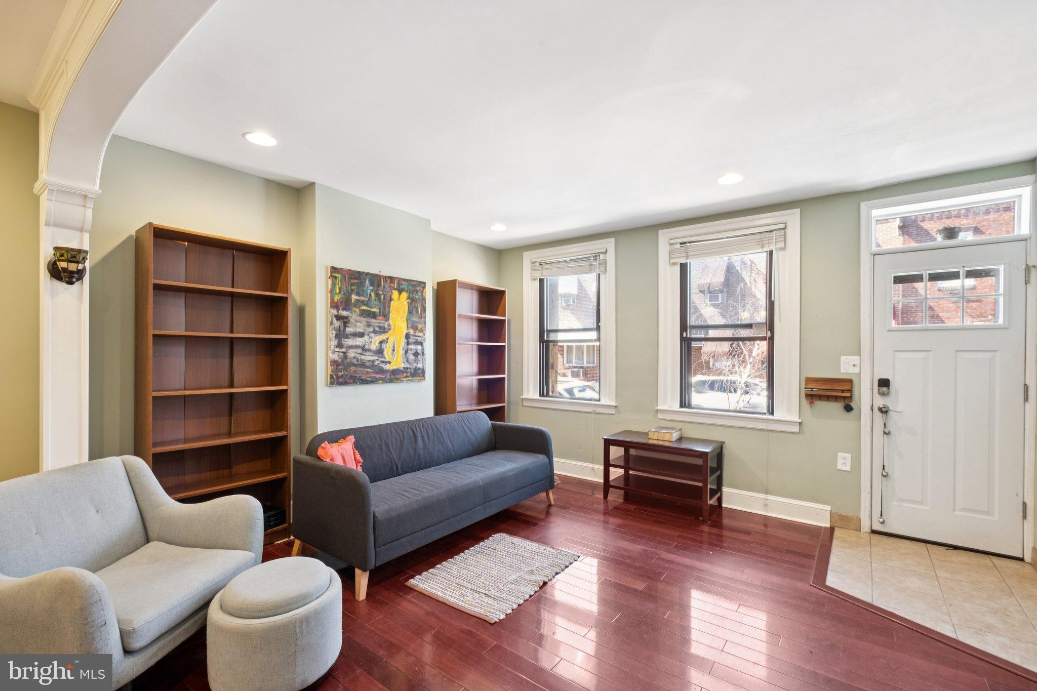 PORT RICHMOND - Residential