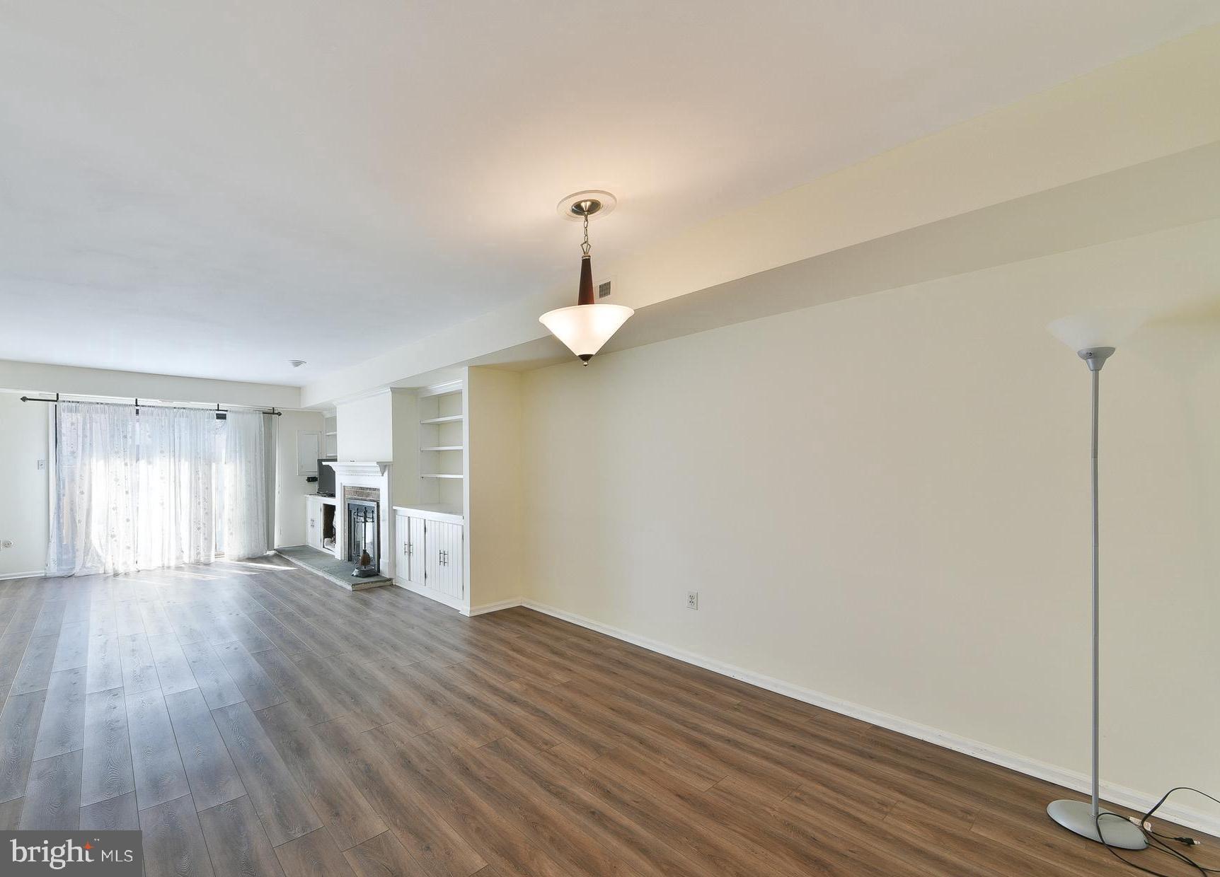 STONYBROOK - Residential Lease