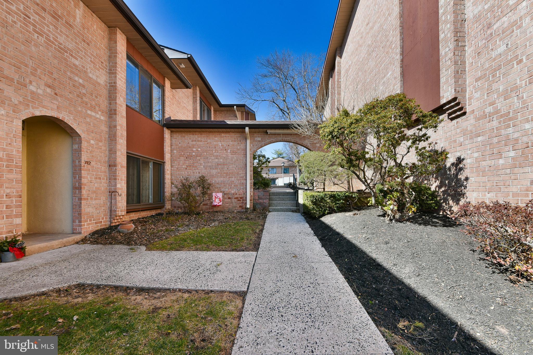 STONYBROOK - Residential Lease