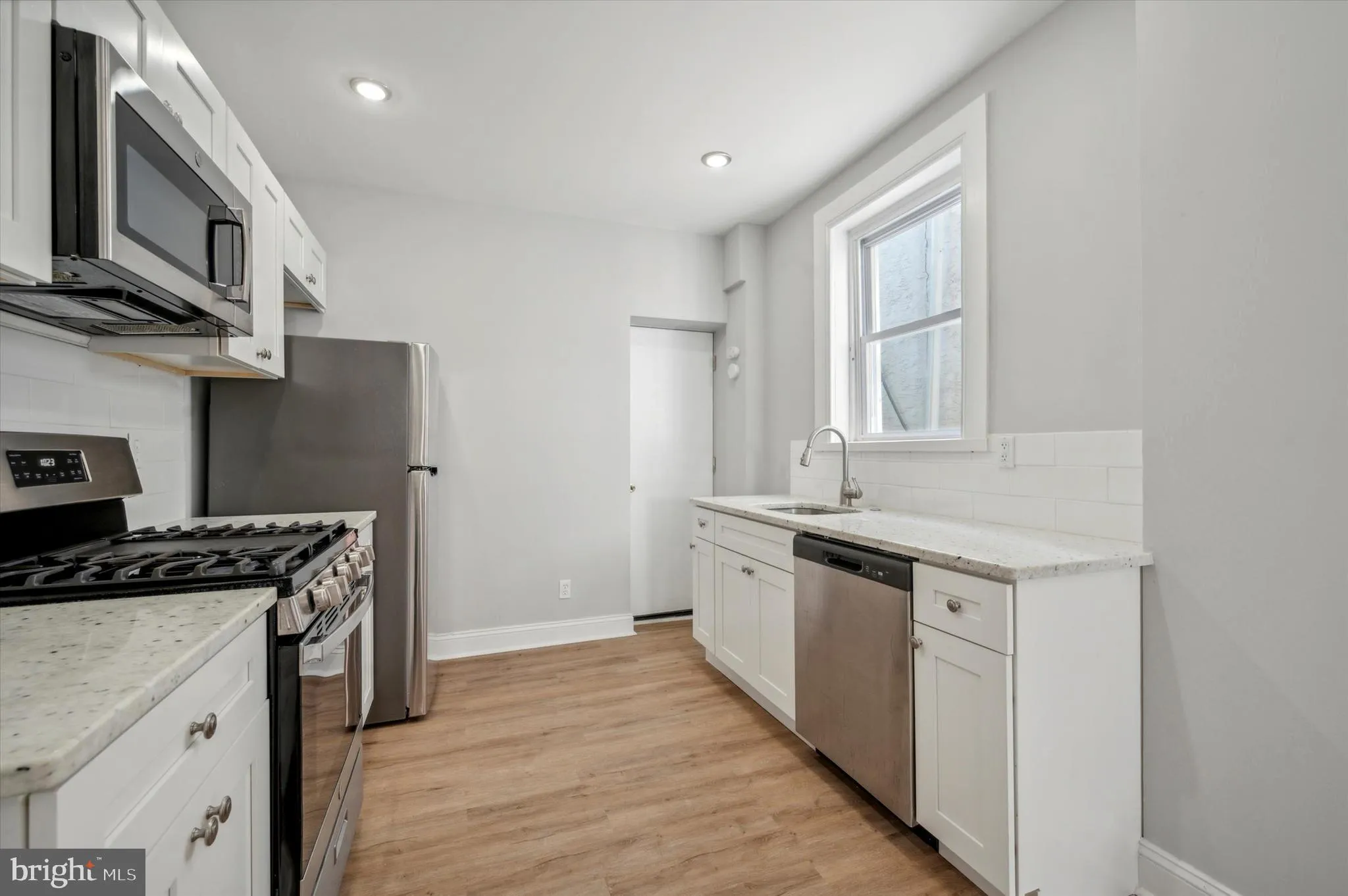 Philadelphia, Pennsylvania 19121, United States, 3 Bedrooms Bedrooms, ,1 BathroomBathrooms,Residential,Active,37110