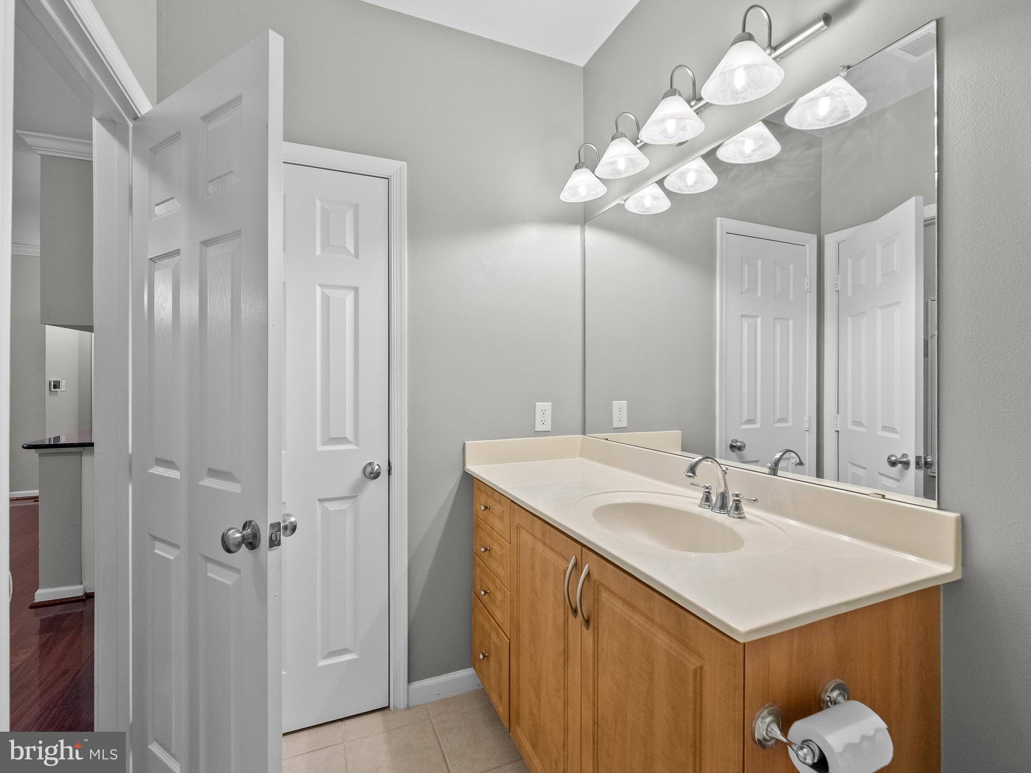 LEGATO CORNER - Residential Lease