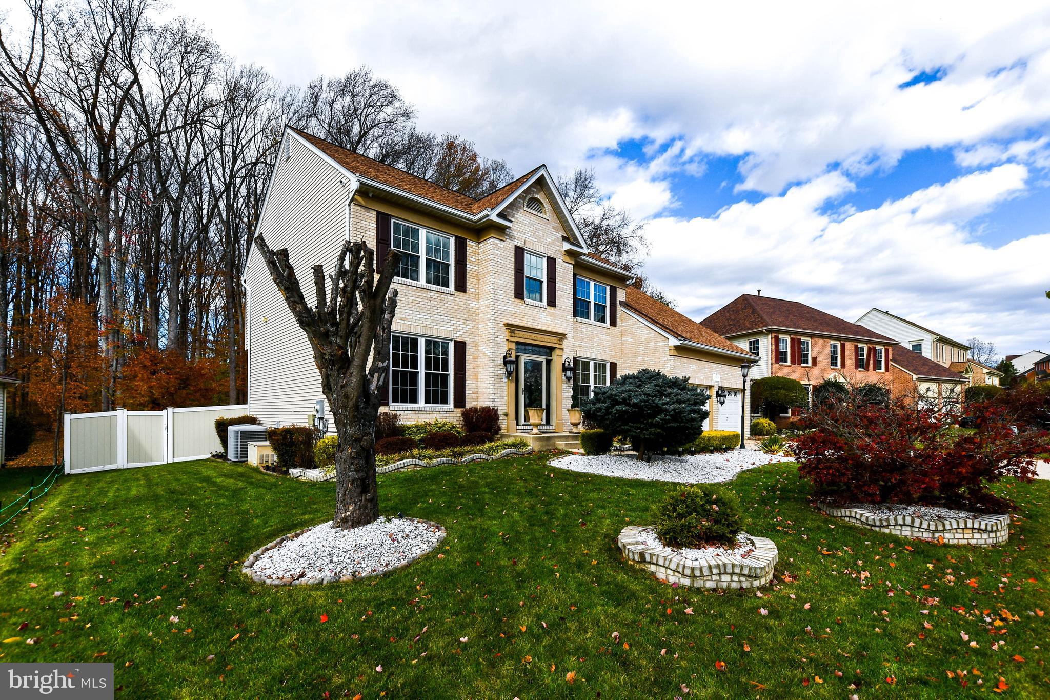 11406 CANTERBURY COURT