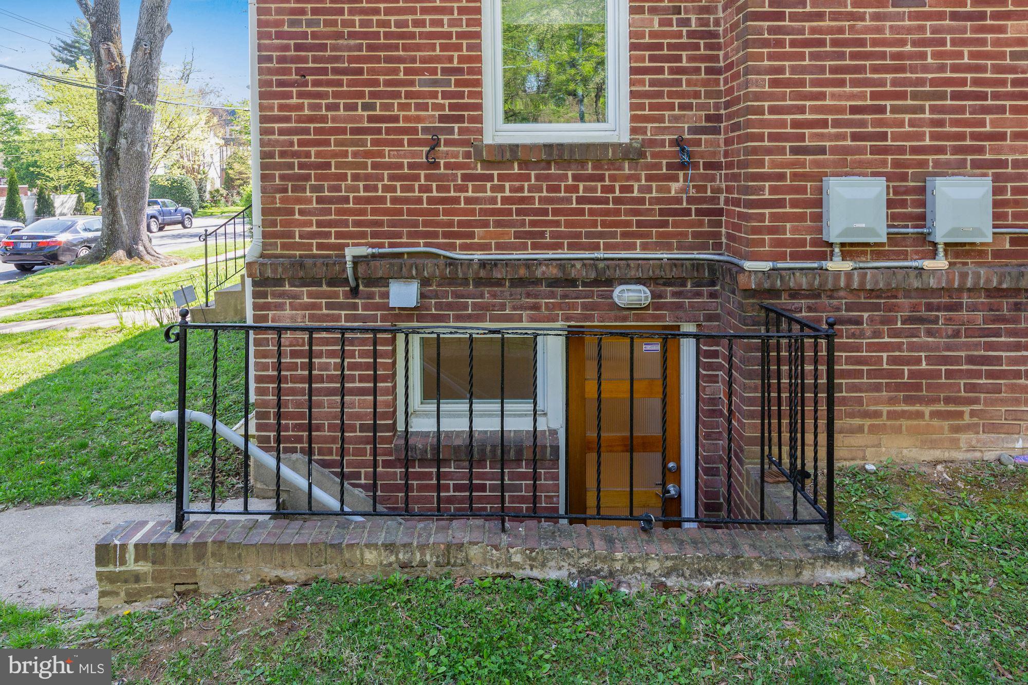 3640 EVERETT STREET NW