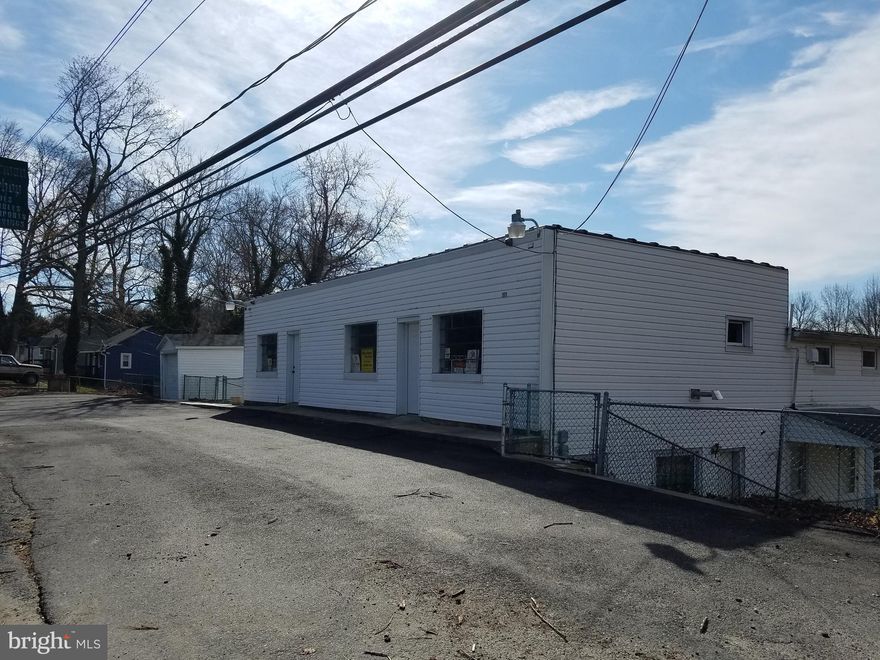 B1 zoning (business or retail use) with 2600 sq ft open space on main level (2 separate areas w/1 half bath).  3 floors each level has separately metered electric and hot water. Lower levels are currently being used as 2 rental units w/ separate ent (2 br+ and efficiency unit) could also be converted into office space.  Large unit brought in $1,000 a month and the smaller unit brought in $750 a month.   Additional storage within the building and outside. Located within 1 mile I-95.