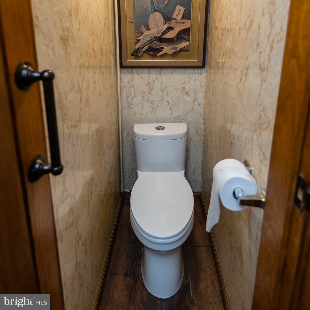 LEEDOM ESTS - Residential