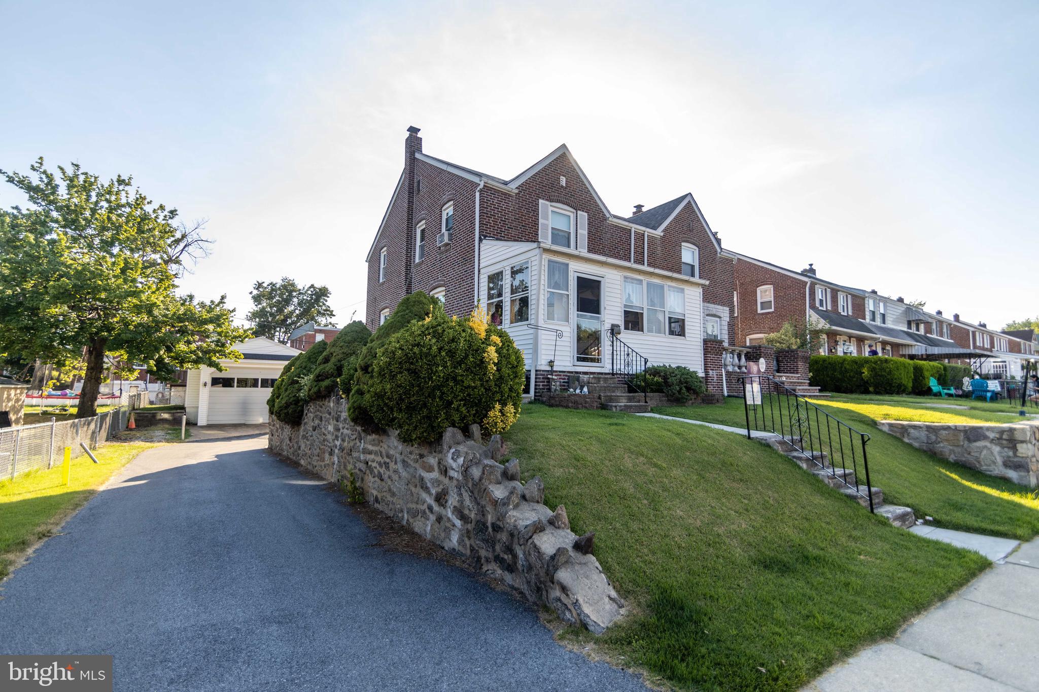 LEEDOM ESTS - Residential